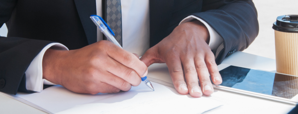 How to draft a clause for termination and breach, and consequences of breach